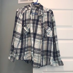 3/$10🌸- Plaid button up